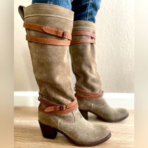 Frye Taupe Suede Leather Boots. Size 7.5.